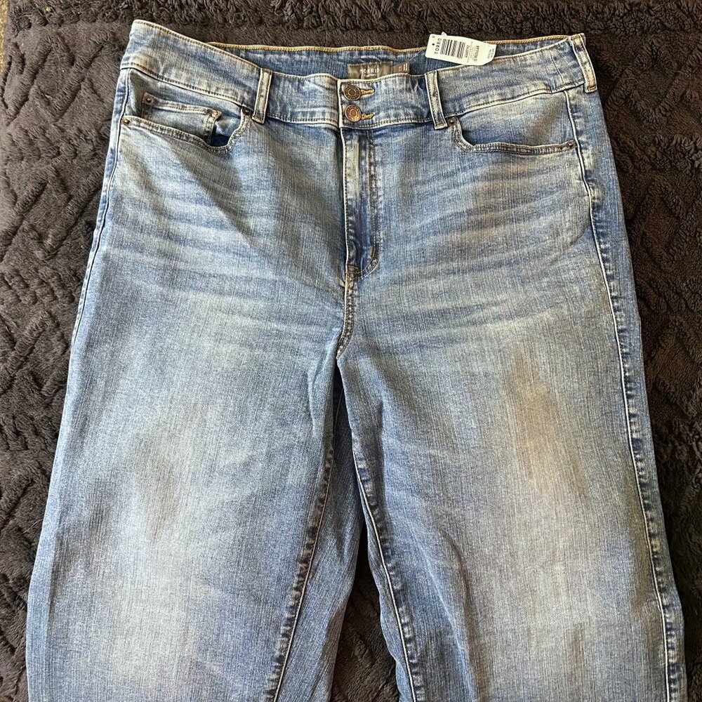 Torrid Size 22 R High Rise 90's Straight Leg Light Wash Jeans NWT